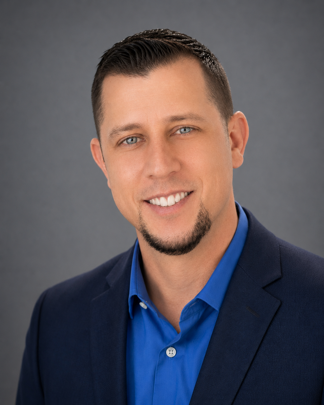 Dain Arias headshot